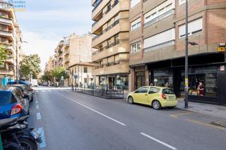 Local commercial à Fígares. Local