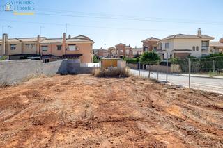 Terreny residencial  Calle tempranillo. Parcela en huetro vega