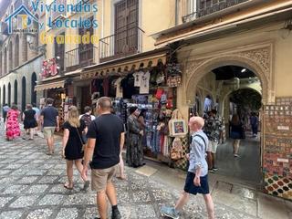 Miete Geschäftsraum  Calle oficios. Oportunidad de negocio única. traspasamos local en la alcaicería