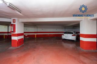 Parking coche  Calle pedro antonio de alarcon. Plaza de garaje