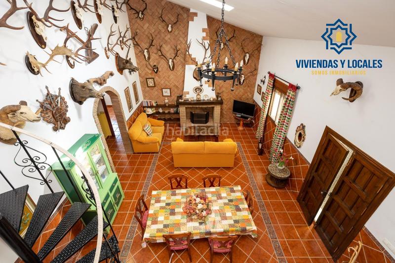 Foto 4d153621-f433-41b2-ad6d-f2d108555250. Chalet estupendo chalet con apartamento y piscina en Salar