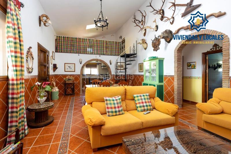 Foto 8d9de4d1-e388-41ef-966c-06f7837d935a. Chalet estupendo chalet con apartamento y piscina en Salar