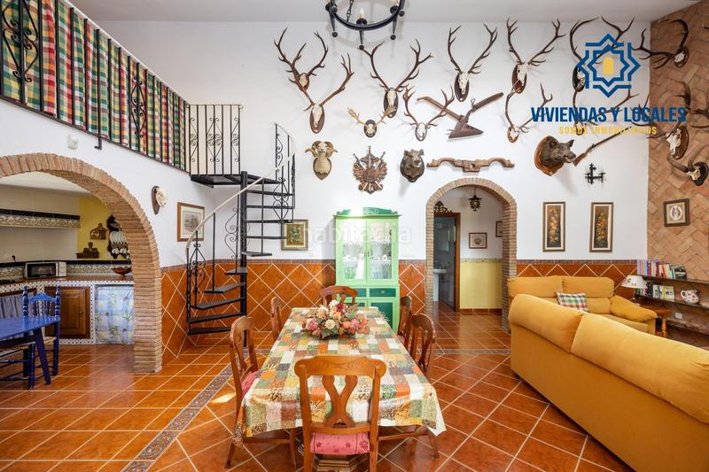 Foto b849b2f3-7ff7-4fd0-9a30-68a249007bc2. Chalet estupendo chalet con apartamento y piscina en Salar