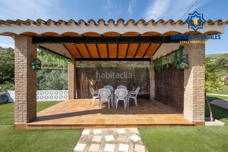 Foto eaea4c62-537e-4eb6-83d4-5634a2192e53. Chalet estupendo chalet con apartamento y piscina en Salar