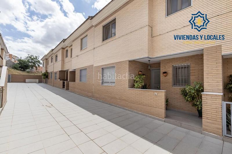 Foto 0f515c84-641d-4091-b74c-f0b2eea4ec69. Casa a schiera con riscaldamento parcheggio piscina in Granada