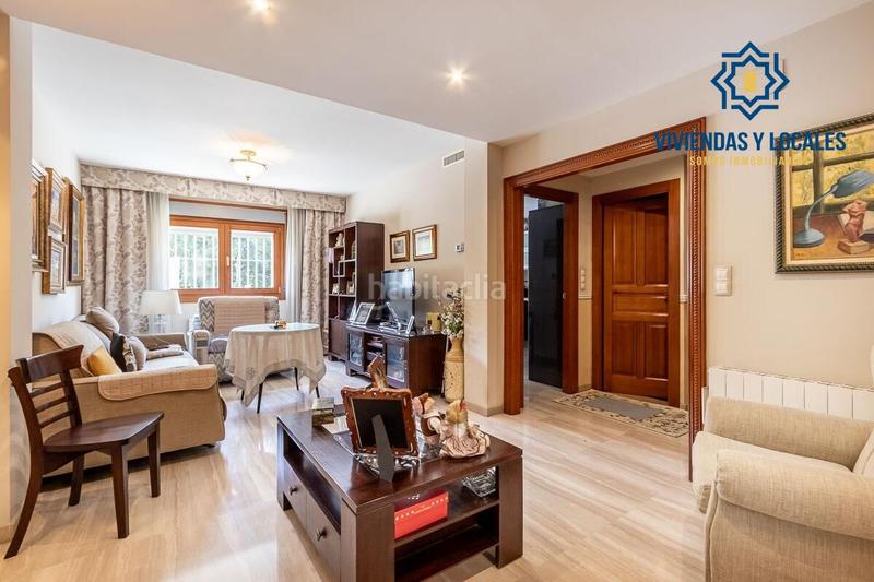 Foto 41b01dfa-443e-4410-932d-3d2ba4a8357e. Casa a schiera con riscaldamento parcheggio piscina in Granada