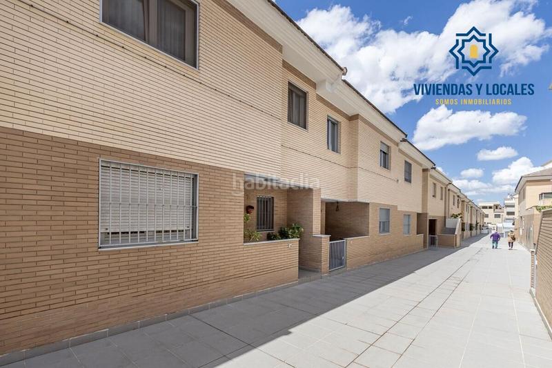 Foto 647f01d3-8800-4f25-b807-0db87069ed87. Casa a schiera con riscaldamento parcheggio piscina in Granada