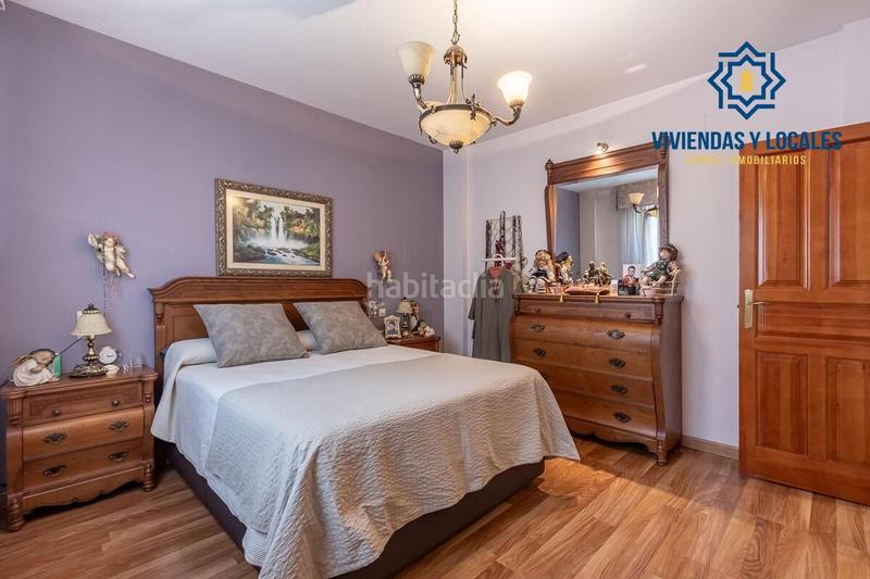 Foto 74c1e2bb-12b7-4f43-b97a-7bac3f2b3f3a. Casa a schiera con riscaldamento parcheggio piscina in Granada