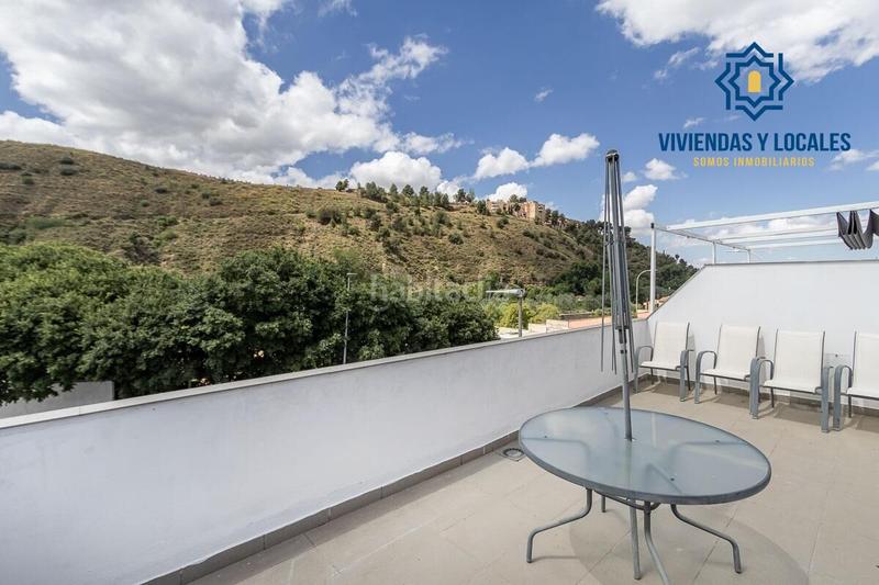 Foto b0928cdd-839c-41a9-8739-847fef262794. Casa a schiera con riscaldamento parcheggio piscina in Granada