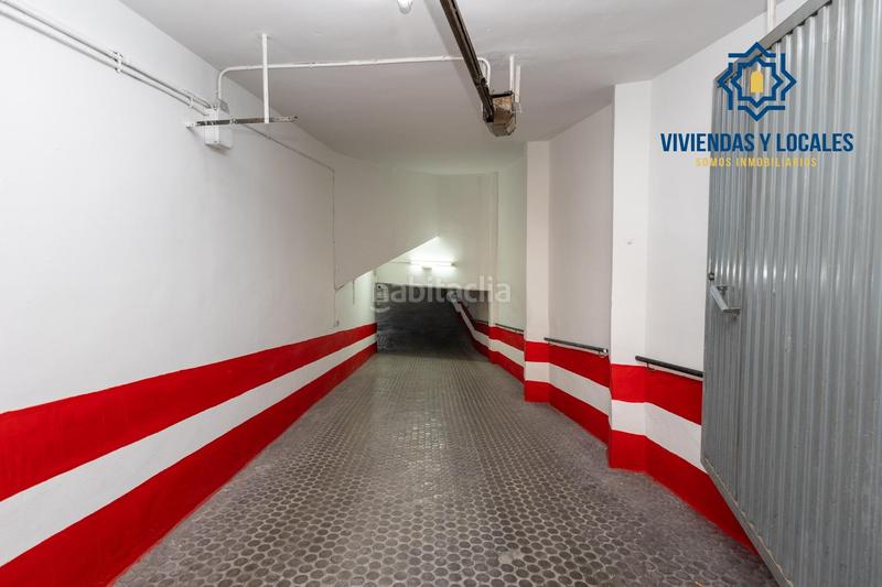 Foto 199da93a-40f8-42ad-acef-0ca81d614cb7. Aparcament cotxe a Fígares Granada