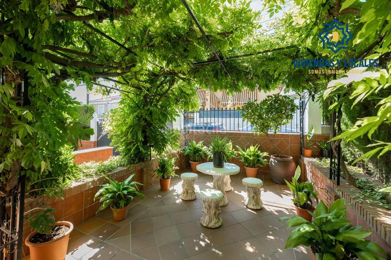Foto 4f01c4c3-c711-41b7-a4b5-00c741744f1e. Chalet imponente chalet en Otura