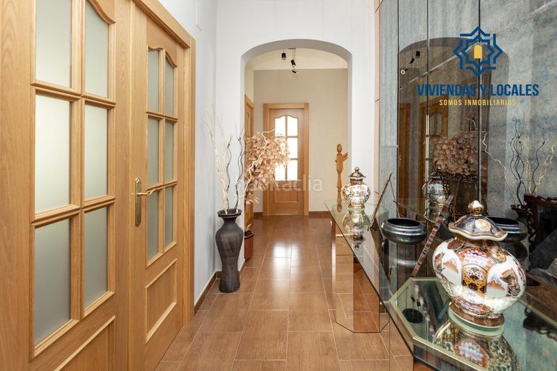 Foto b2810ae8-6132-45d9-89d2-9751289888f1. Chalet imponente chalet en Otura