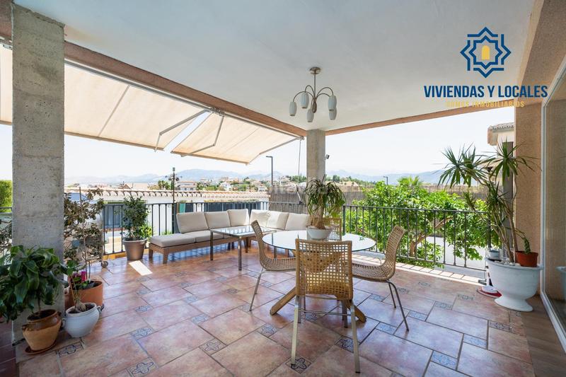 Foto 0bf7dc38-b5e9-4e6e-8e9f-a93c957ba082. Chalet en calle tirso de molina 14 descubre tu villa de lujo ! chalet independiente con piscina privada en Otura