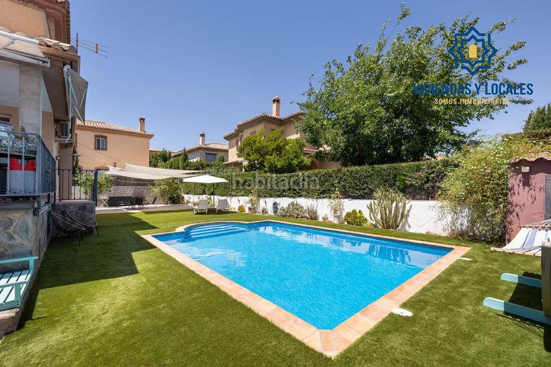 Foto 21313f5b-2193-4361-9a4a-d824465c52cb. Chalet en calle tirso de molina 14 descubre tu villa de lujo ! chalet independiente con piscina privada en Otura