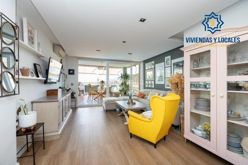 Foto 69d919d1-40f3-45d8-b093-d61d70451d12. Chalet en calle tirso de molina 14 descubre tu villa de lujo ! chalet independiente con piscina privada en Otura