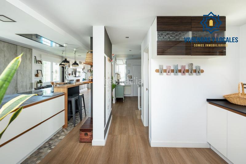 Foto 97793897-5212-4ba3-af32-6e0024286e84. Chalet en calle tirso de molina 14 descubre tu villa de lujo ! chalet independiente con piscina privada en Otura