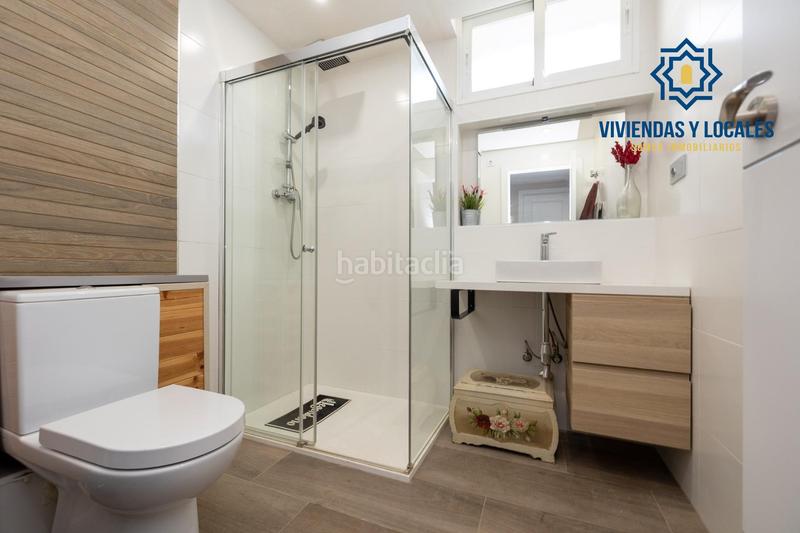 Foto 9879ecdf-97c2-4060-b9cd-2f143502de1c. Chalet en calle tirso de molina 14 descubre tu villa de lujo ! chalet independiente con piscina privada en Otura