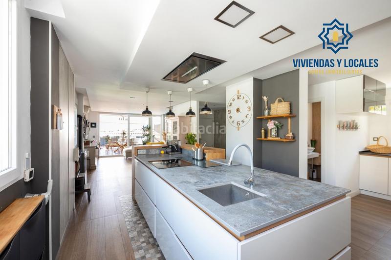 Foto d167f2a0-f147-4e95-a2c9-e7d13b5177ed. Chalet en calle tirso de molina 14 descubre tu villa de lujo ! chalet independiente con piscina privada en Otura
