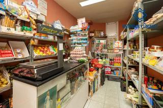 Lloguer Local Comercial a Fígares. Local  junto a calle recogidas. coqueto local comercial