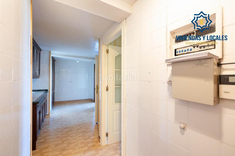 Foto 11f537c1-d548-4442-a466-b1f75e8d8b62. Pis amb calefacció aparcament piscina a Plaza de Toros Granada