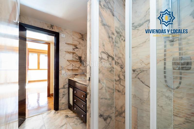 Foto b037e191-6f29-444e-a389-e6510ee646cc. Pis amb calefacció aparcament piscina a Plaza de Toros Granada