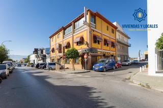 Edifici  Calle loja. Venta de restauranteasador  y vivienda en albolote juncaril