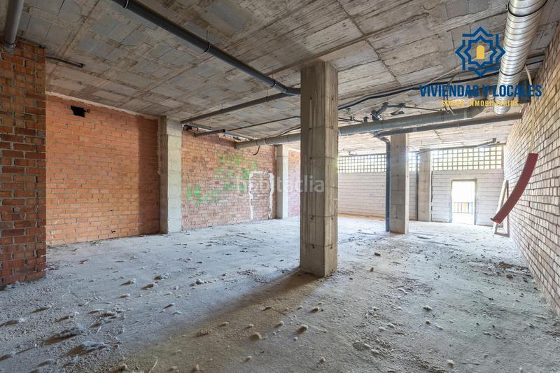 Foto d64da2f0-c5b8-43eb-bf14-fbeeba7035cb. Local comercial  en el Campus de la Salud en Granada