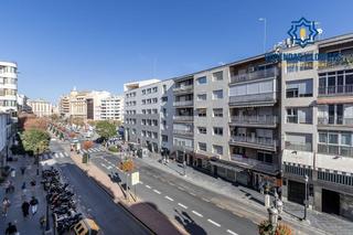 Appartement à Fígares. Piso en acera del darro