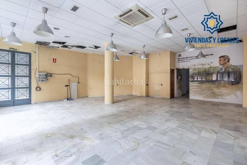 Foto 50eb3688-50cb-4a50-9a27-e8f9f8d3808a. Locale commerciale in Camino de Ronda Granada