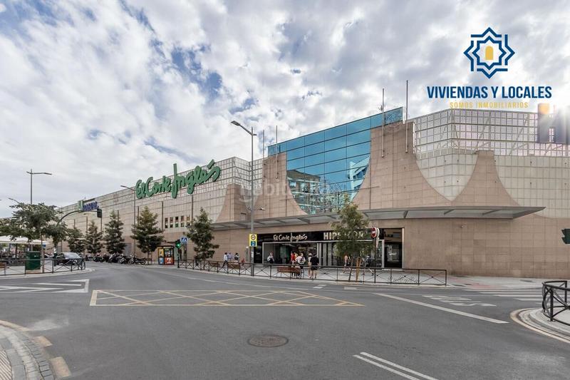 Foto f428dd77-6609-4e46-a2ba-9cd92ab0c952. Locale commerciale in Camino de Ronda Granada