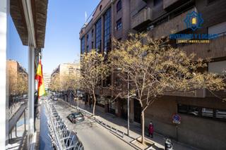 Appartement  Calle trajano. Gran piso en plaza de menorca con plaza de garaje y trastero.