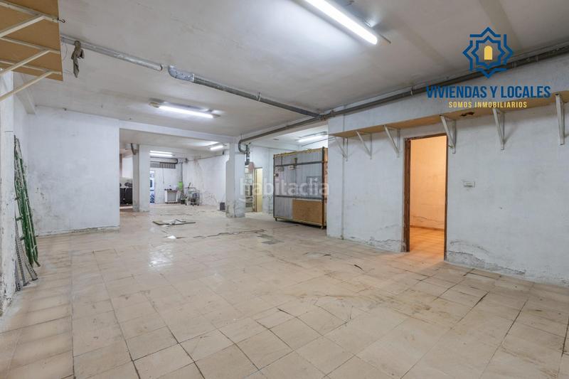 Foto d5fb353e-dbcc-4e05-bc87-3e586e9ed070. Locale commerciale in calle calle asturias 29 in Barrio de Zaidín Granada