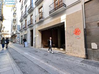 Location Local commercial à Centro - Sagrario. Magnífico local en edificio de obra nueva