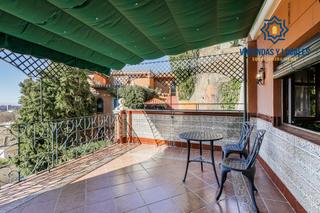 Maison  Paseo de las palmas. Casa en paseo de las palmas  familia o inversores