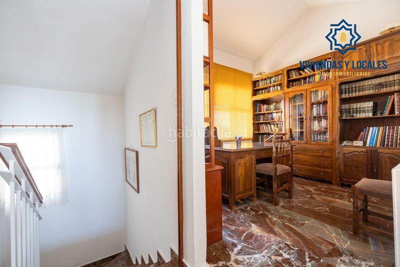 Foto 9bdcaf99-c018-4d41-bea7-65e24536797a. Casa adosada espectacular casa ubicada en el exclusivo barrio de albayda, diseñada con una distribución funcional en Granada