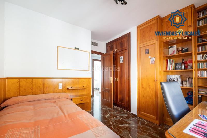 Foto 9bf83bbb-8a99-4221-ad0a-5e615d0570c6. Casa adosada espectacular casa ubicada en el exclusivo barrio de albayda, diseñada con una distribución funcional en Granada