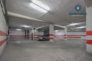 Parking coche  Calle marqués de mondéjar. Aparcamiento centrico