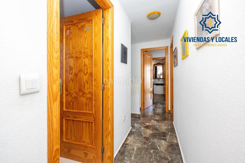 Foto ab9ab5f9-9943-43ca-95dc-e53f037d0dfe. Chalet  independiente en esquina loma verde en Albolote