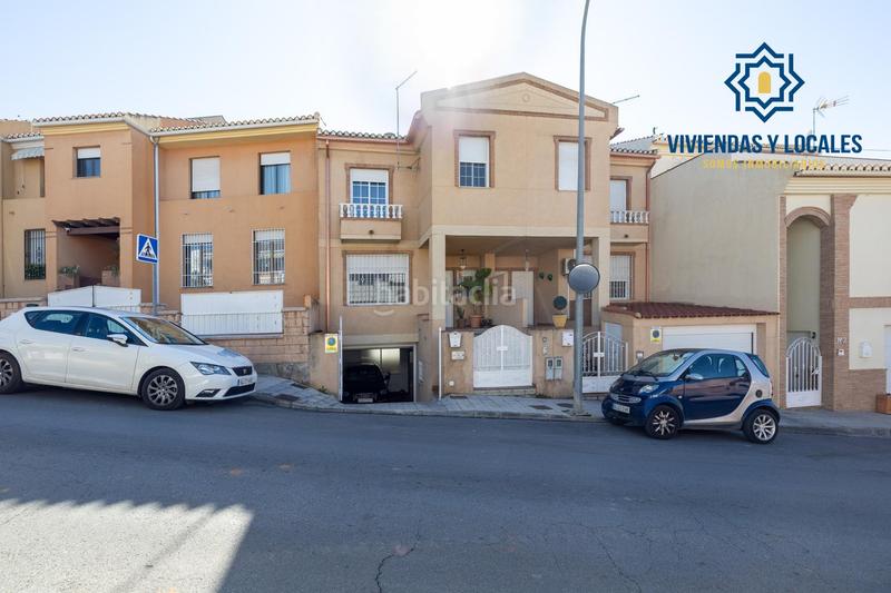 Foto 27e54a60-0ce3-466c-a208-aa8c647f1a00. Casa adosada casa unifamiliar en Huétor Vega