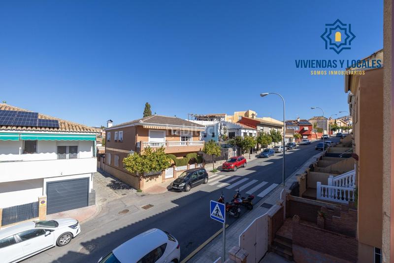 Foto 54635852-95c3-4f30-9a7b-a82116ba2bf8. Casa adosada casa unifamiliar en Huétor Vega