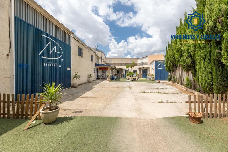 Foto b828fb73-d6c8-4fe4-8e75-629f5a2b64dc. Nau industrial amb calefacció a Atarfe