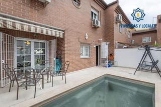 Maison jumelée à Cerrillo de Maracena - Periodistas. Casa en la mejor zona de periodistas