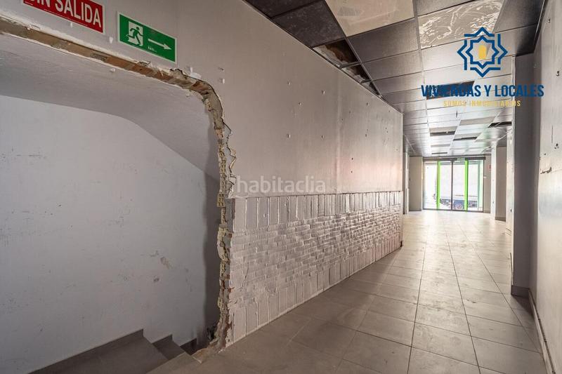 Foto f8571616-4958-4fb8-968f-380ab99e70e4. Locale commerciale in Fígares Granada