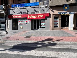 Business premise in Calle Acera del Darro 80