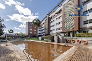 Pis a Avenida de la investigacion 8. Magnífico piso con altas calidades con piscina, plaza de garaje