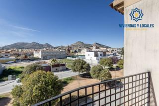 Pis  Calle mar de alboran. Magnifico piso con balcón, vistas despejadas, garaje y trastero