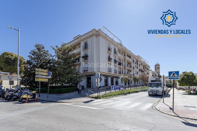 Foto 05221532-45ce-4578-9d49-2ab58dbde60c. Local comercial a calle rector lopez argueta 23 a Granada