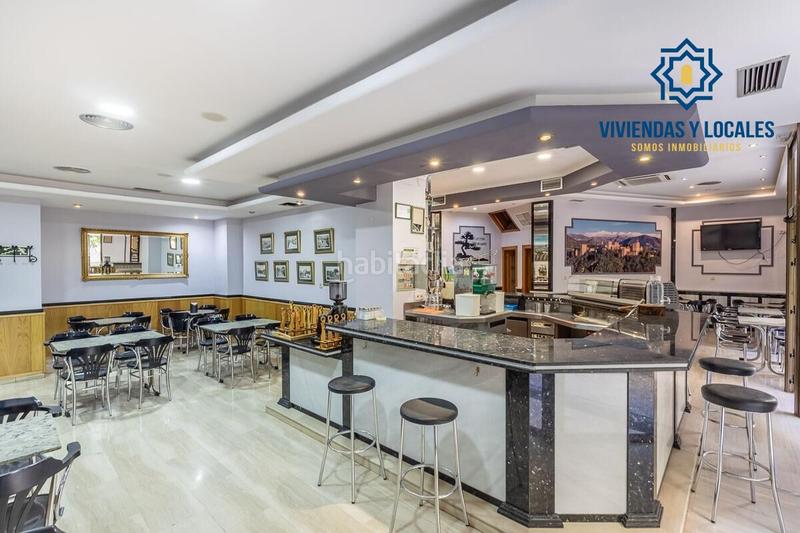 Foto db960efe-774e-4a6a-9fb7-b854b8b7c4a7. Local comercial a calle rector lopez argueta 23 a Granada