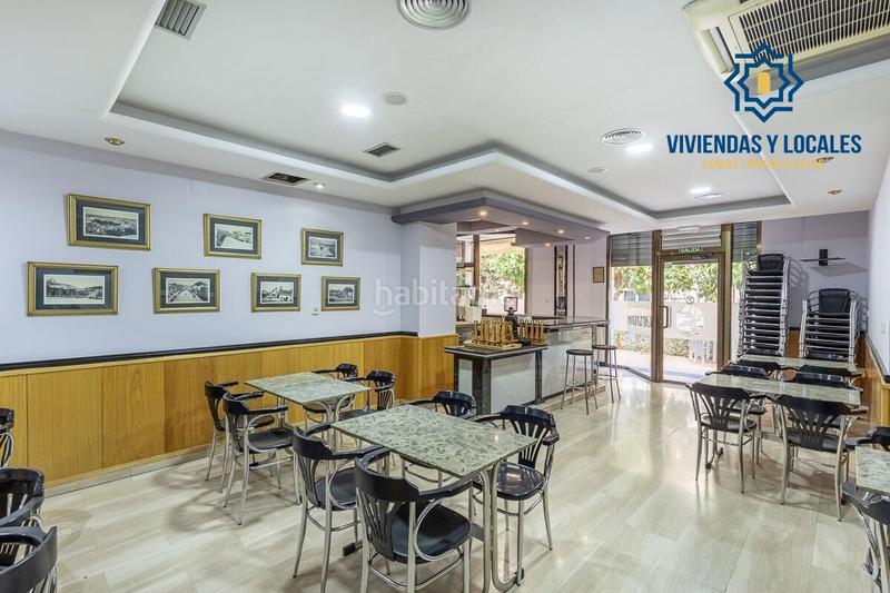 Foto e2f04a52-302c-49aa-a3fd-0e492237b1a7. Local comercial a calle rector lopez argueta 23 a Granada