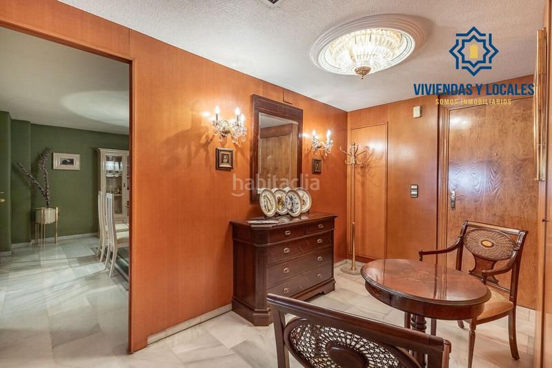 Foto 136939ea-b9ac-4d5a-b312-b13be8914499. Piso exclusivo piso con jardín privativo en una de las mejores urbanizaciones en Granada